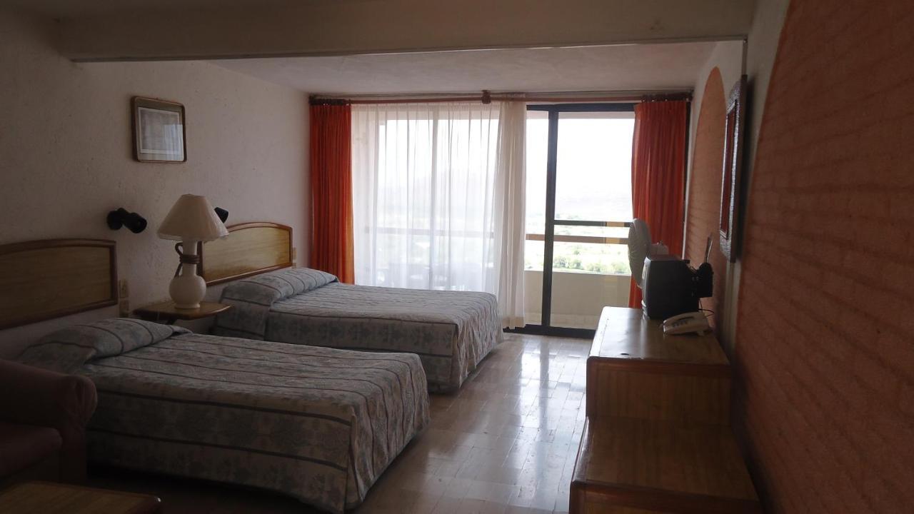 Hotel Piedras De Sol Solaris Morelos Tlaltizapán Zimmer foto